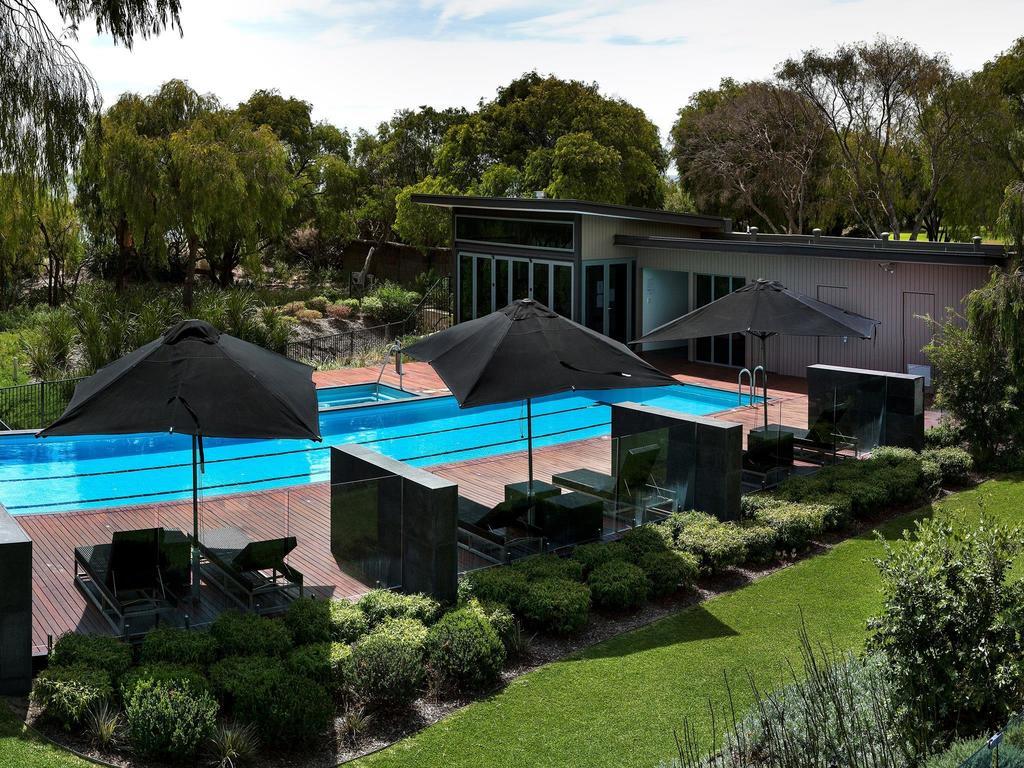 Aqua Resort Busselton Exterior photo